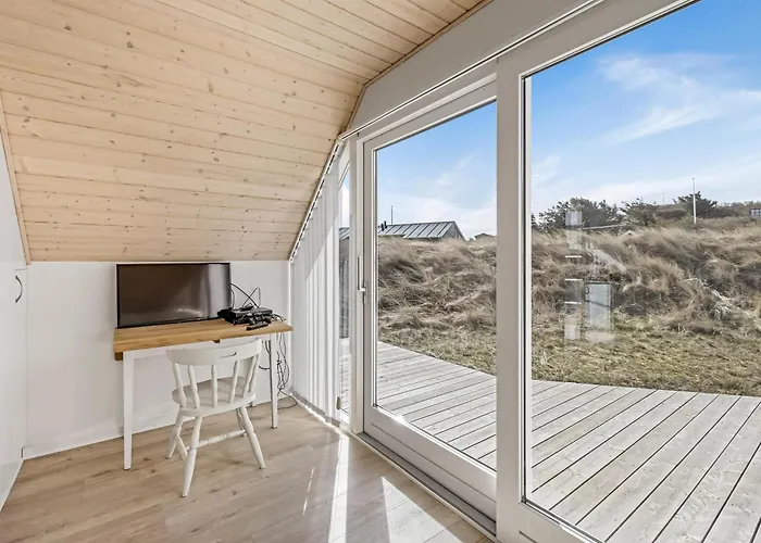 Lovely Thatched With A Large Annex - 1029 Сasa de vacaciones *