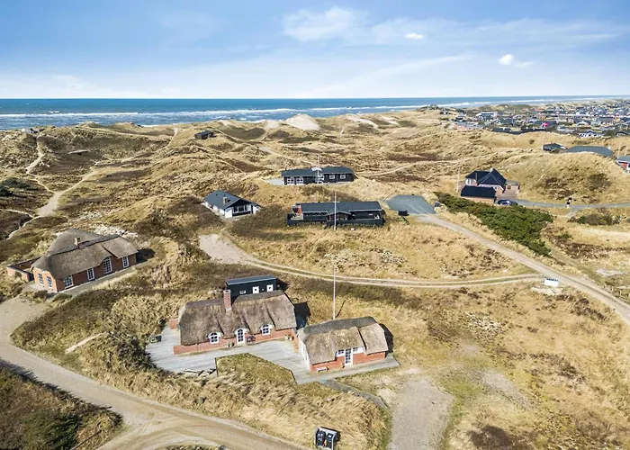Сasa de vacaciones Lovely Thatched With A Large Annex - 1029