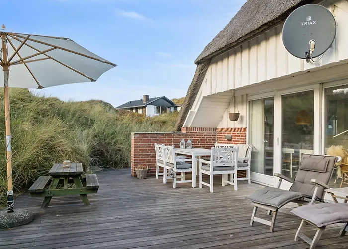 Сasa de vacaciones Lovely Thatched With A Large Annex - 1029